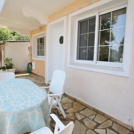 Holiday home Akantha